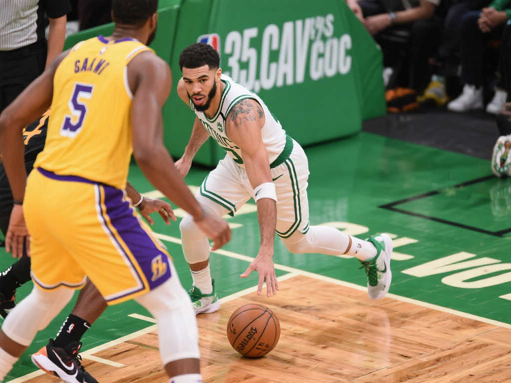 金玟哉的乌 金玟哉的乌