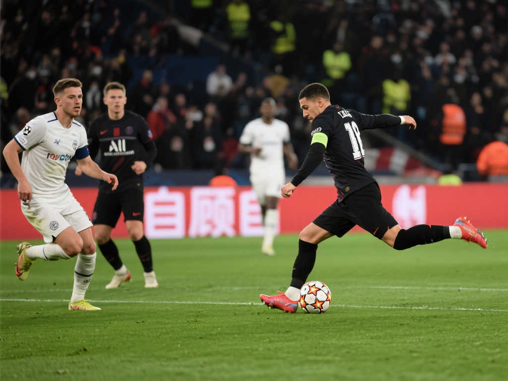 在近年的足 在近年的足